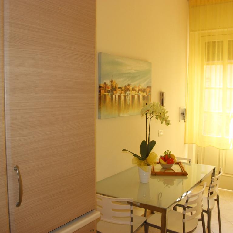 Palazzo Doria Apartment Марсала Стая снимка